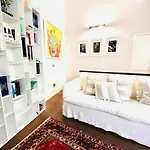 Apartament Comecasa Entire House Near Port - Two Bedrooms *
