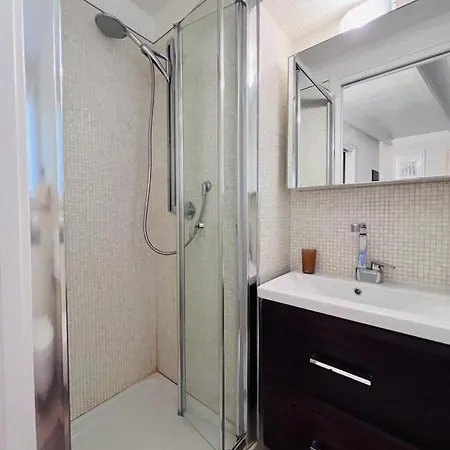 Apartament Comecasa Entire House Near Port - Two Bedrooms Saint-Tropez