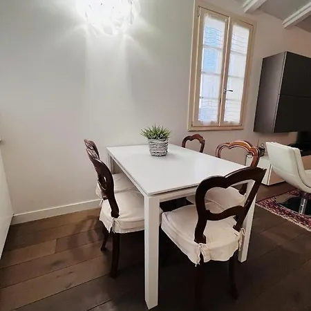 Апартаменты Comecasa Entire House Near Port - Two Bedrooms Сен-Тропе