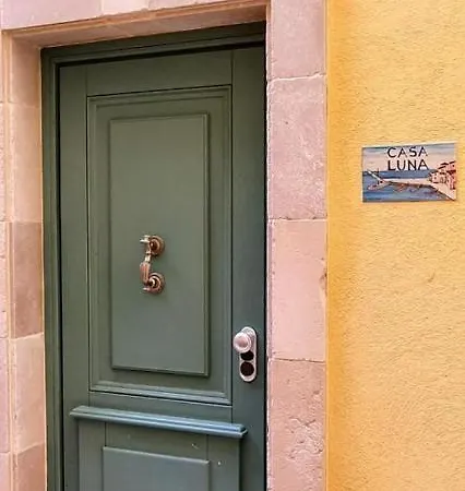 Comecasa Entire House Near Port - Two Bedrooms Апартаменты *