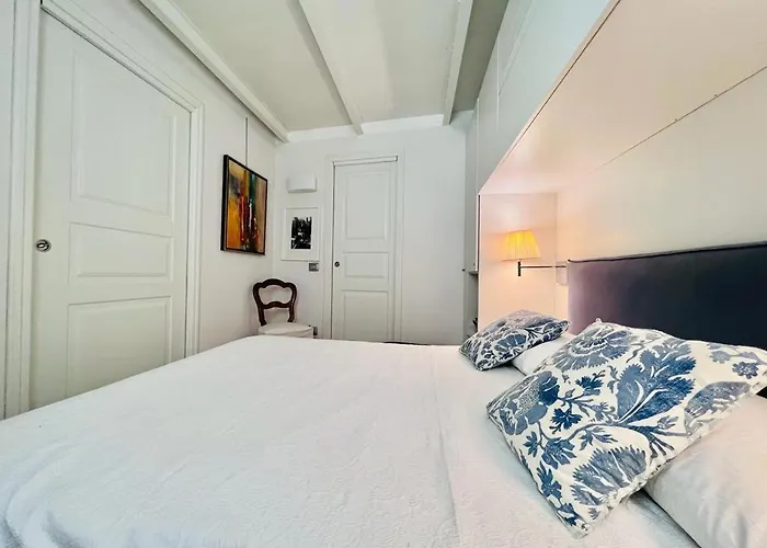 Comecasa Entire House Near Port - Two Bedrooms Apartmán *