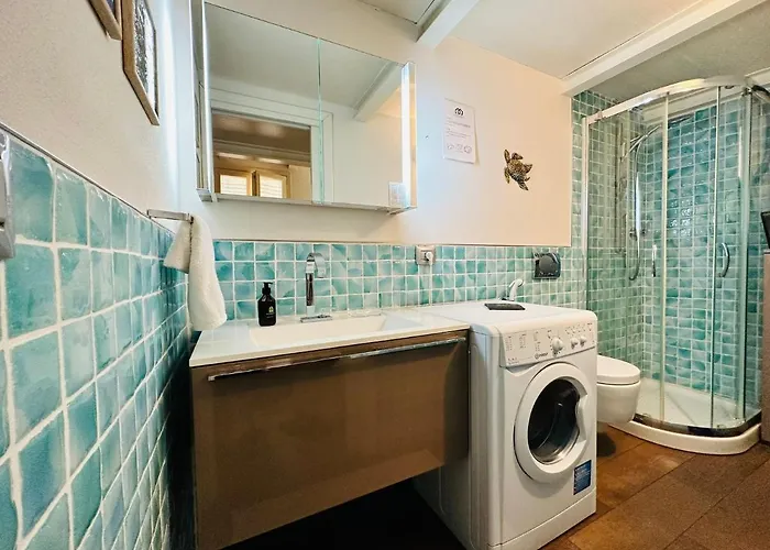 Comecasa Entire House Near Port - Two Bedrooms Апартаменти